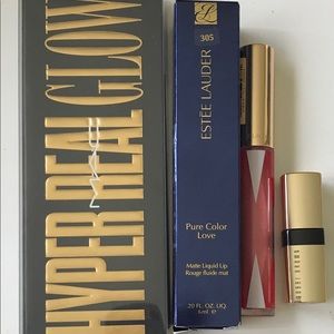 Makeup lot :  M.A.C , Estee Lauder, Bobbi Brown